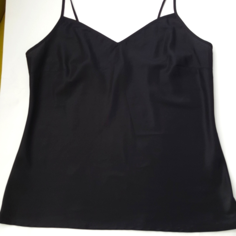 Black Camisole V Front Skinny Straps Polyester NWOT Size Medium